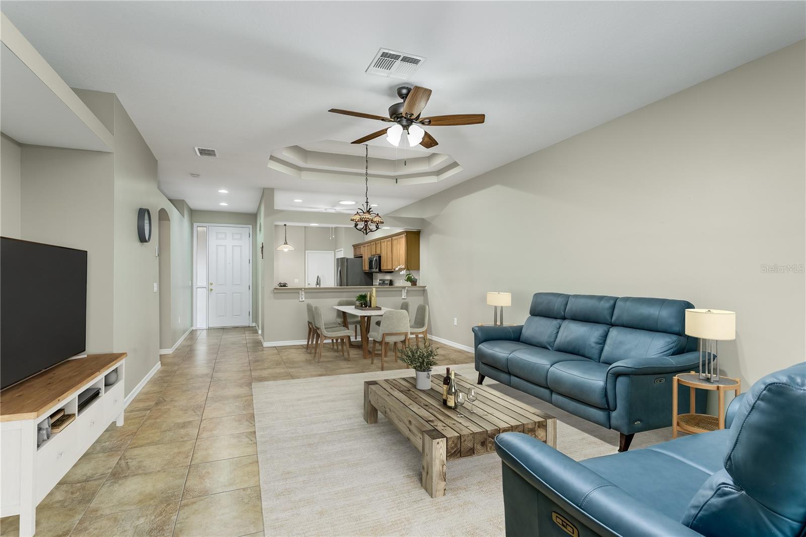 Image 12 of 28 For 21248 Diamonte Drive