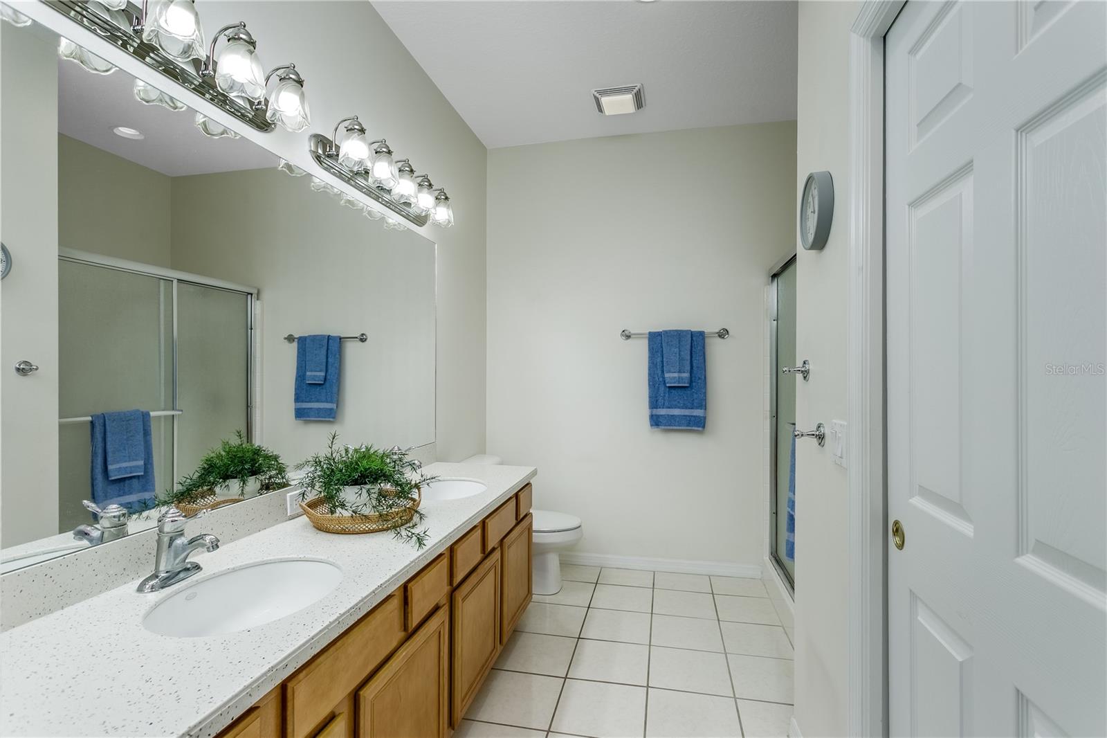 Image 14 of 28 For 21248 Diamonte Drive