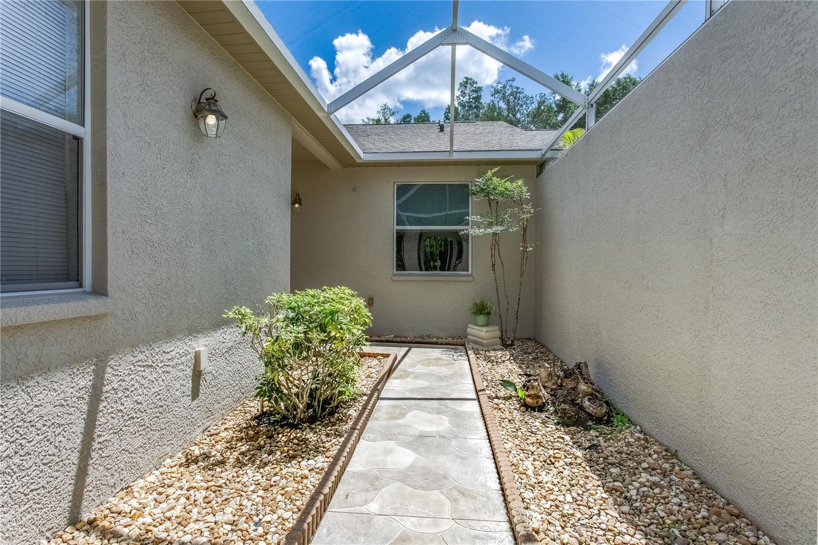 Image 3 of 28 For 21248 Diamonte Drive