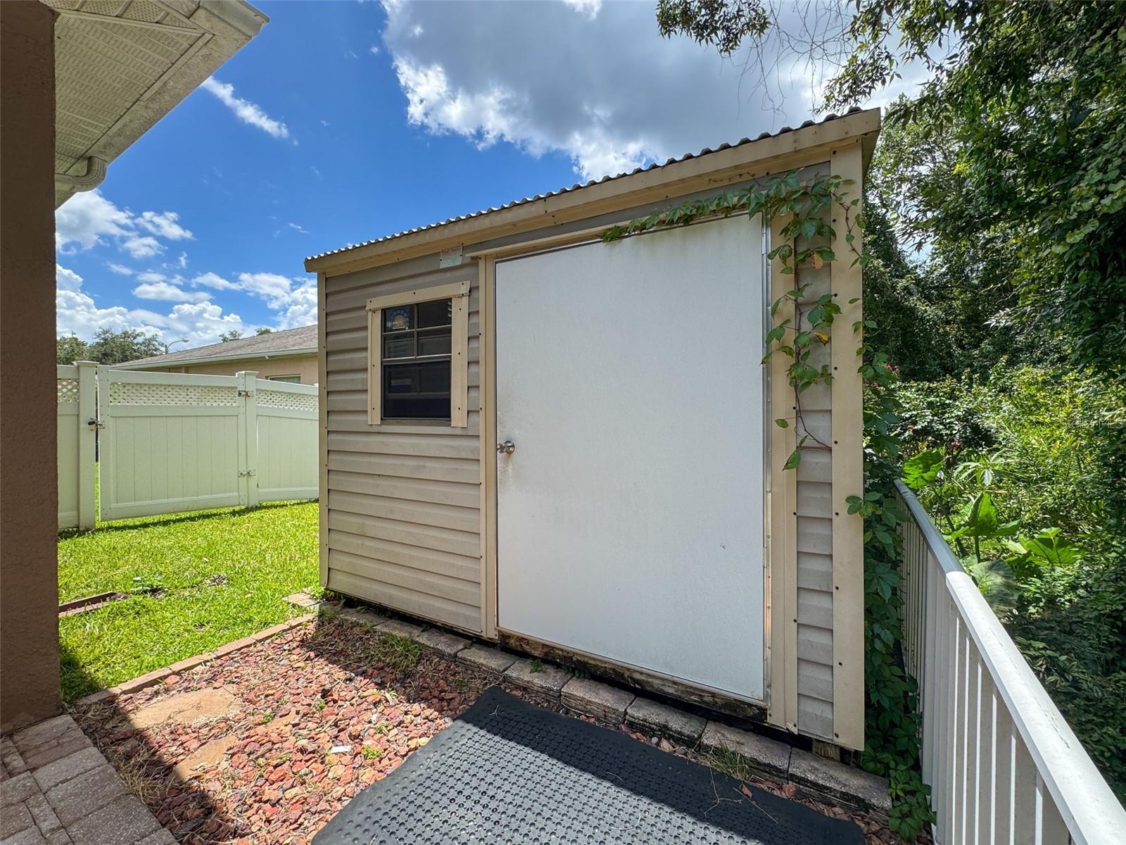 Image 71 of 92 For 12200 Hunters Lake Drive