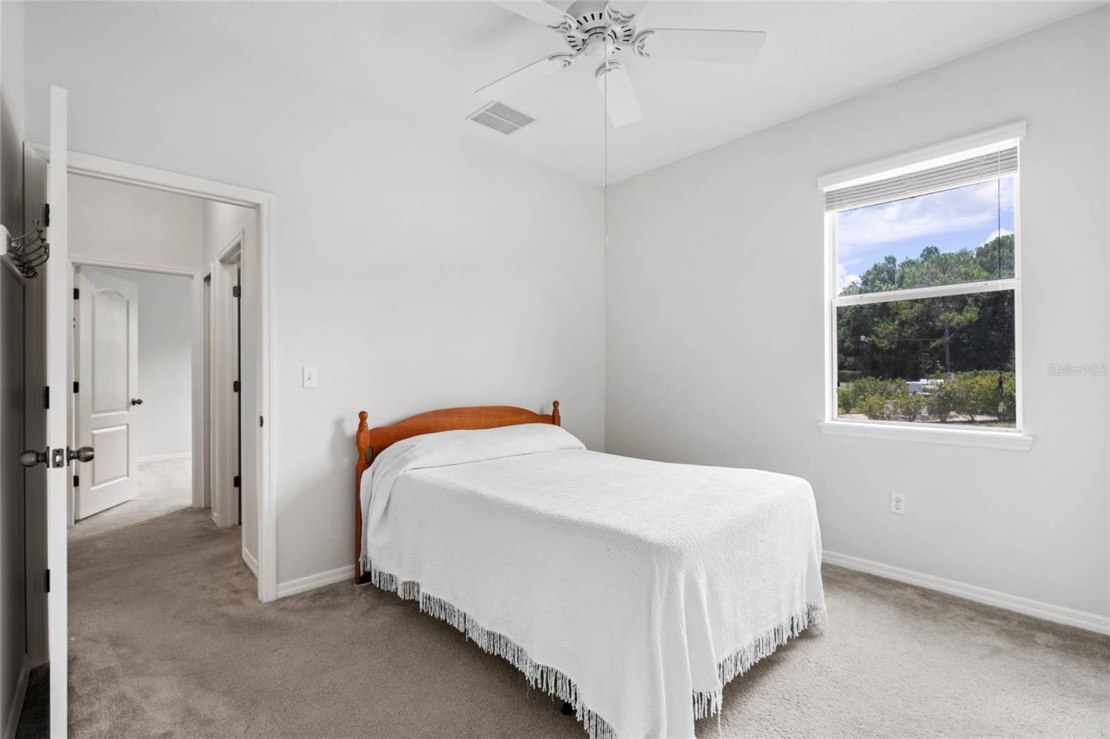 Image 23 of 59 For 11144 Paradise Point Way