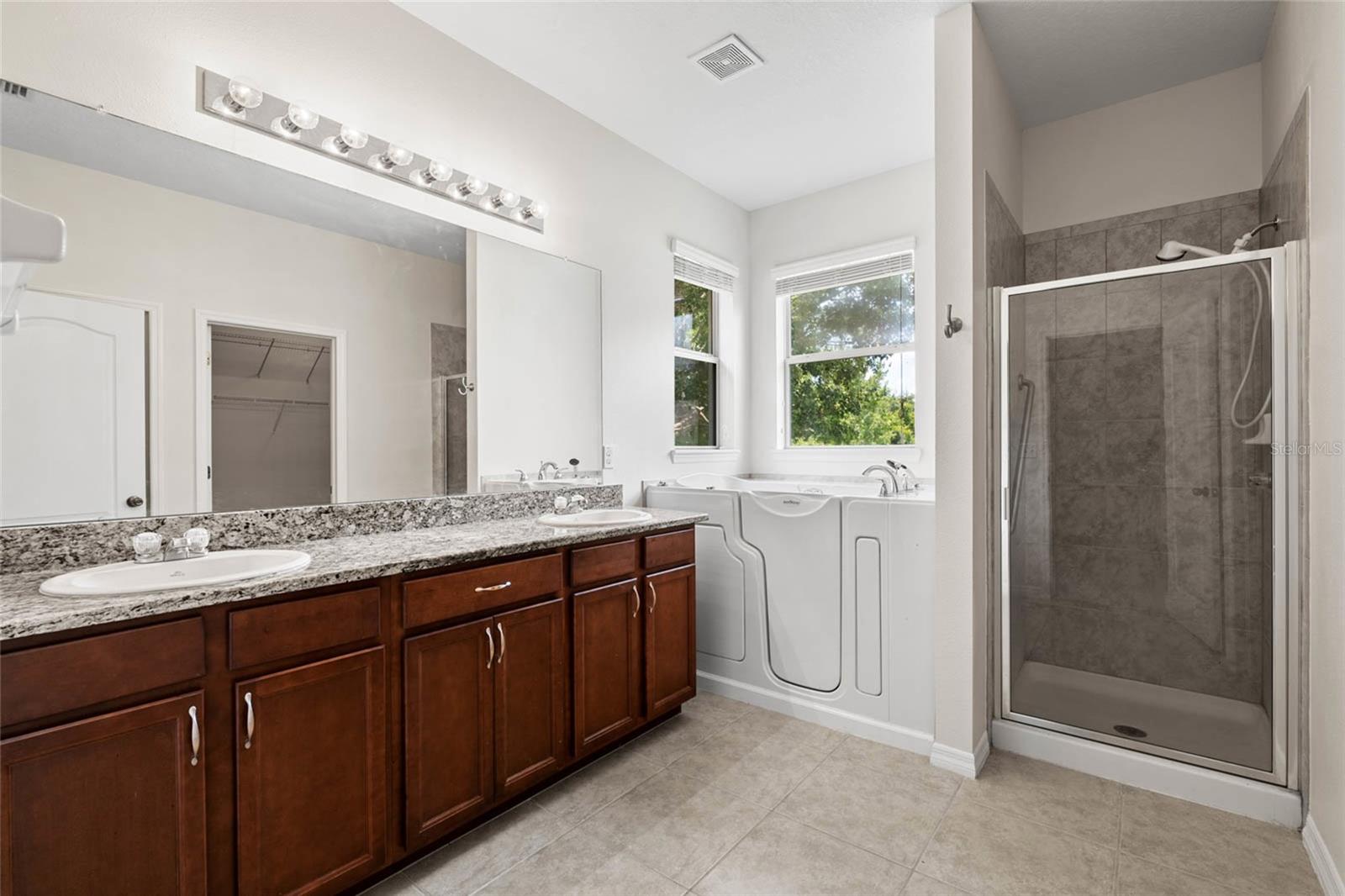 Image 36 of 59 For 11144 Paradise Point Way