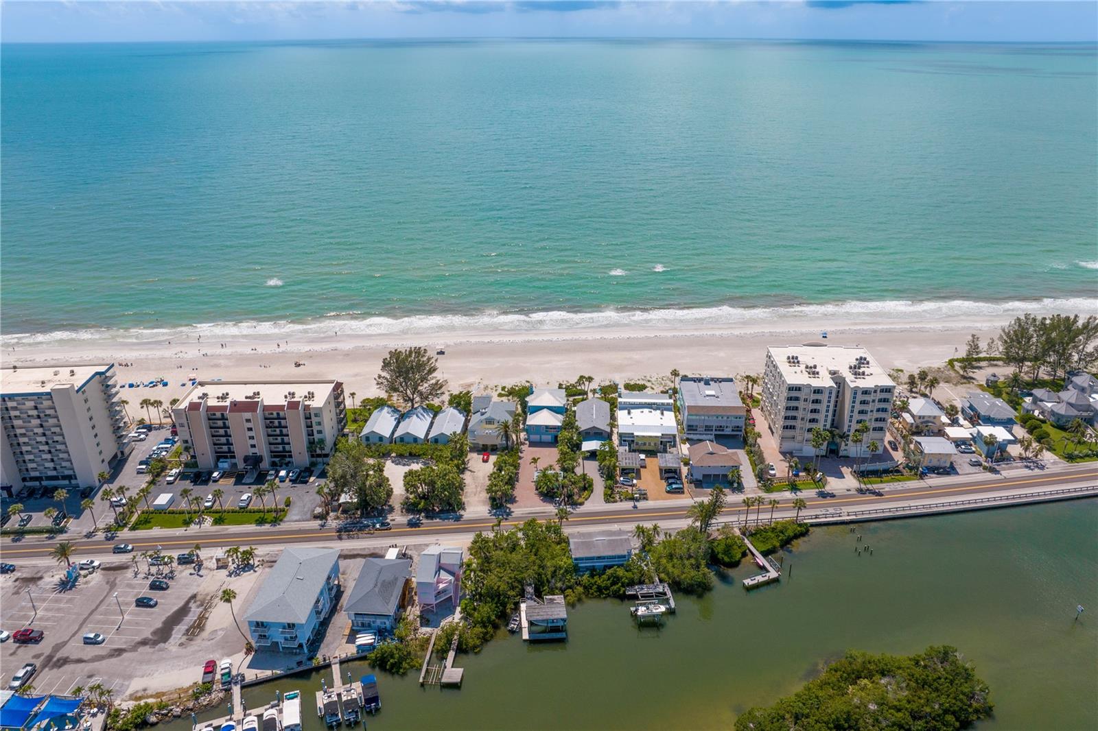 Image 90 of 94 For 20060 Gulf Boulevard