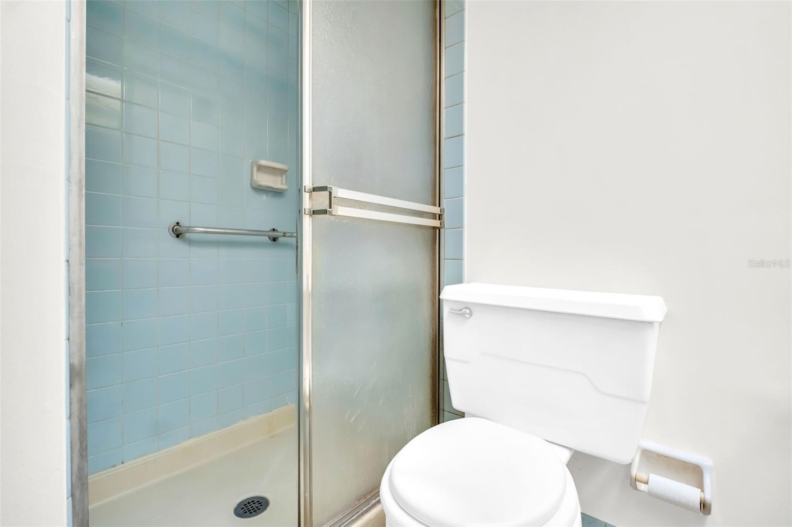 Image 19 of 55 For 4705 1st Street Ne 337
