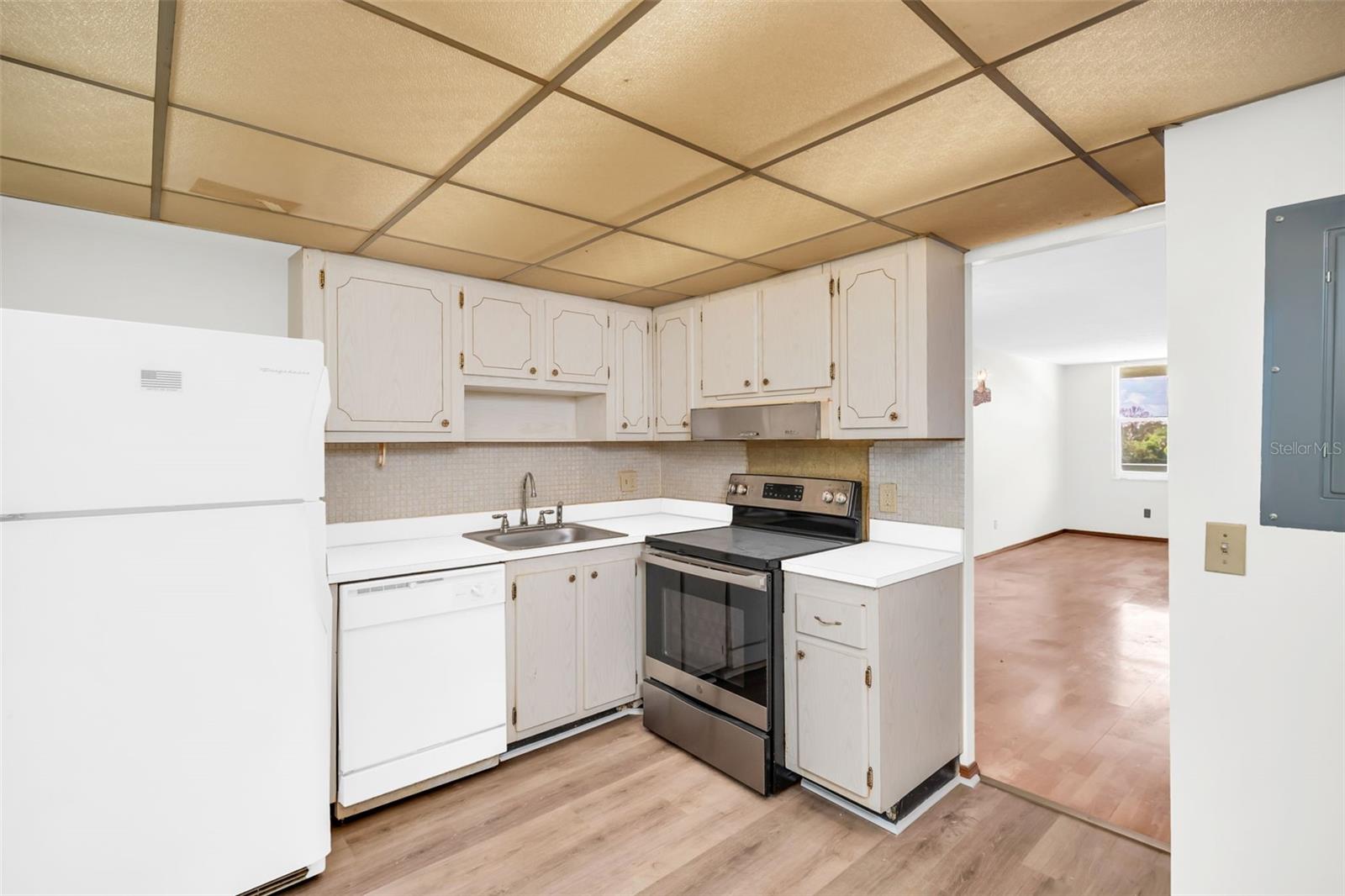 Image 26 of 55 For 4705 1st Street Ne 337