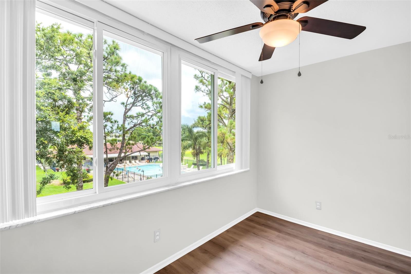 Image 7 of 55 For 4705 1st Street Ne 337