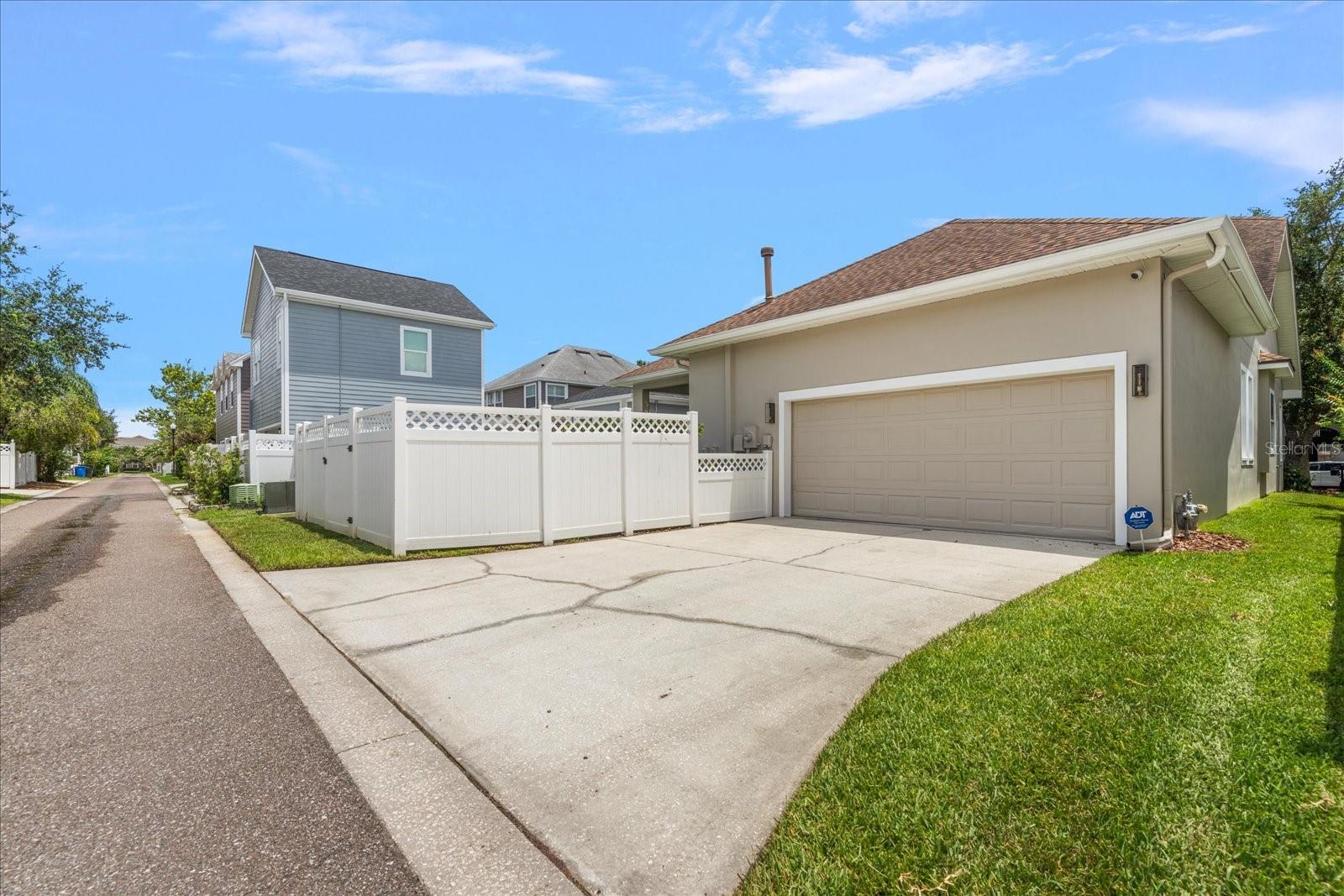 Image 39 of 41 For 10021 Brompton Drive