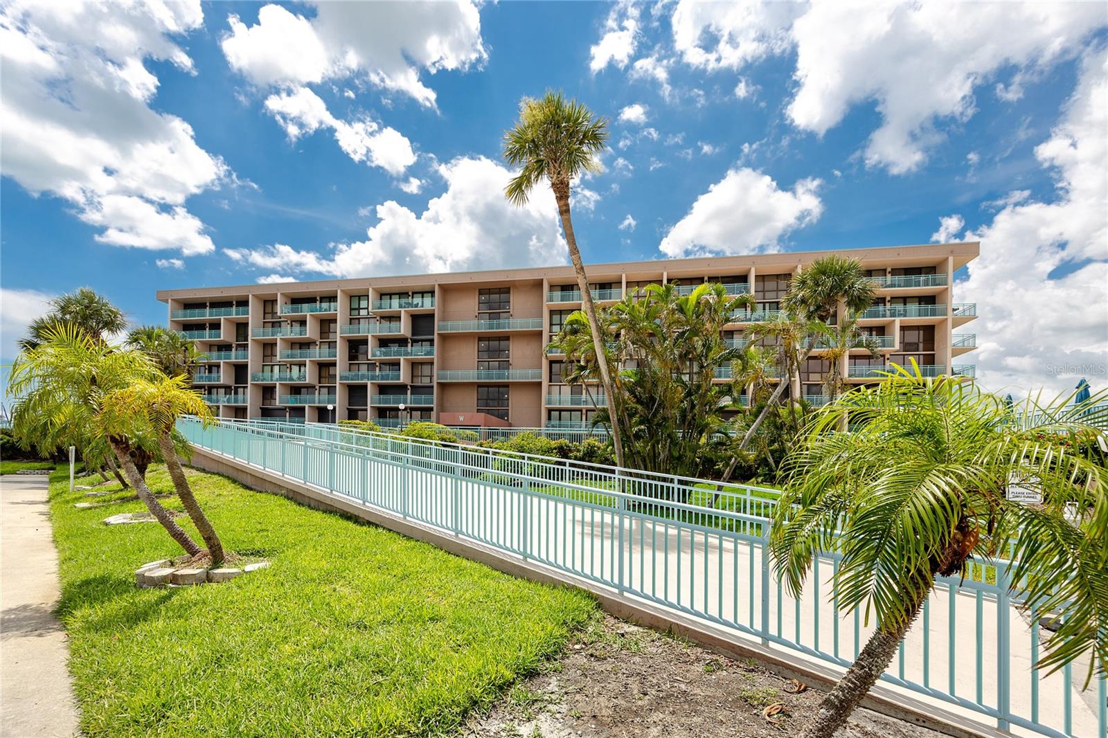 Details for 1 Key Capri  606w, TREASURE ISLAND, FL 33706