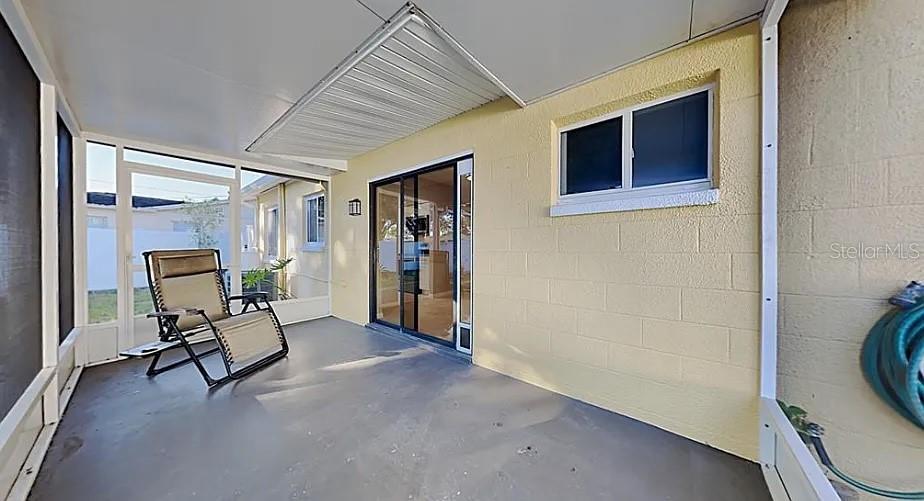 Image 6 of 13 For 7481 Oak Street Ne