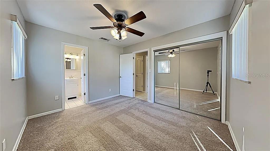 Image 7 of 13 For 7481 Oak Street Ne