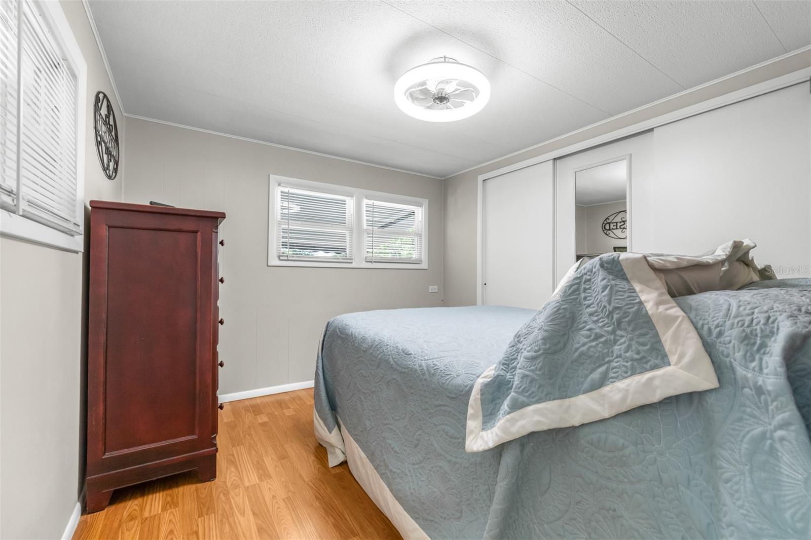 Listing photo id 10 for 9936 Perch Court