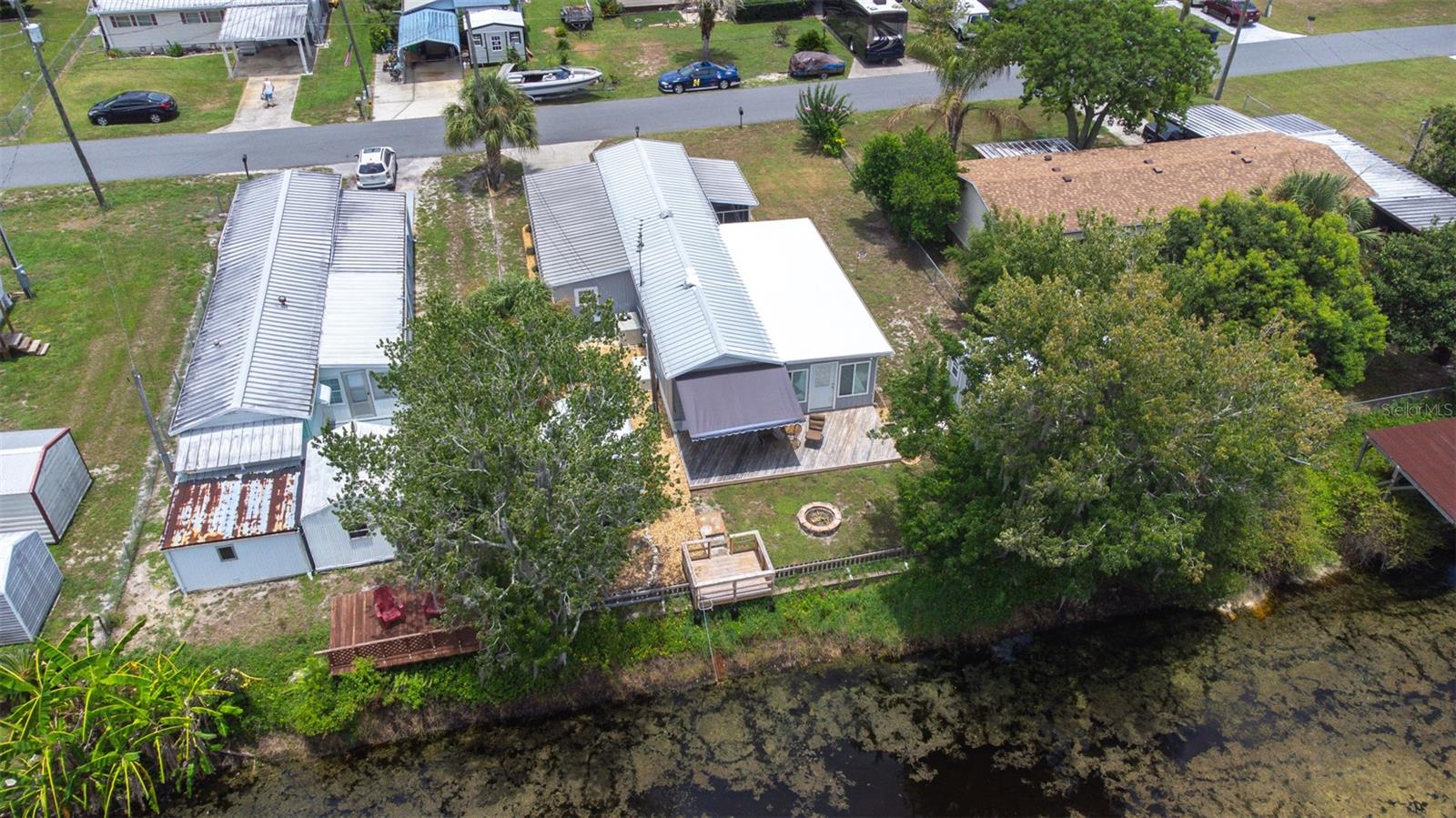 Listing photo id 25 for 9936 Perch Court