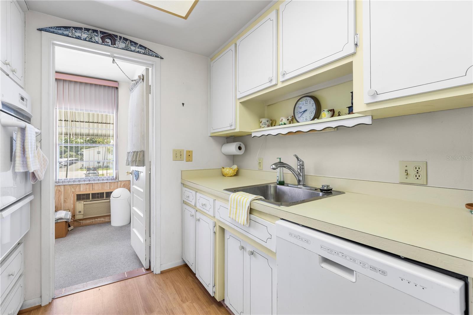Image 10 of 41 For 6000 20th Street N 123