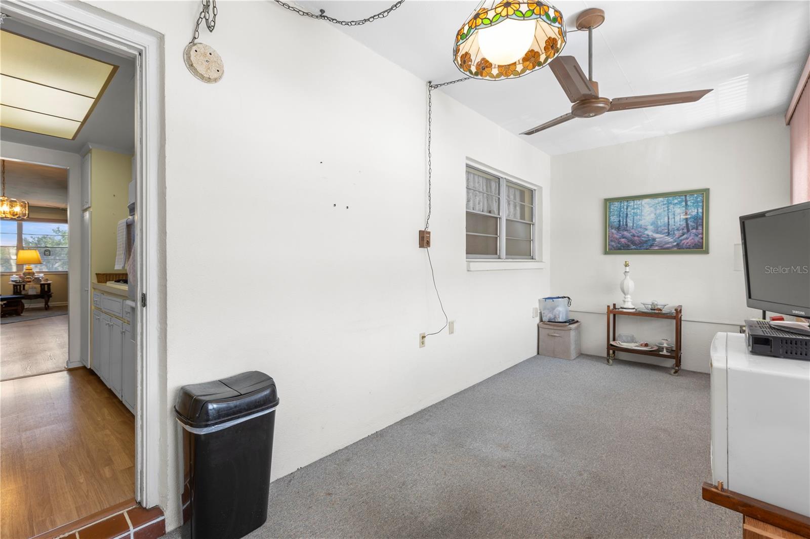 Image 11 of 41 For 6000 20th Street N 123