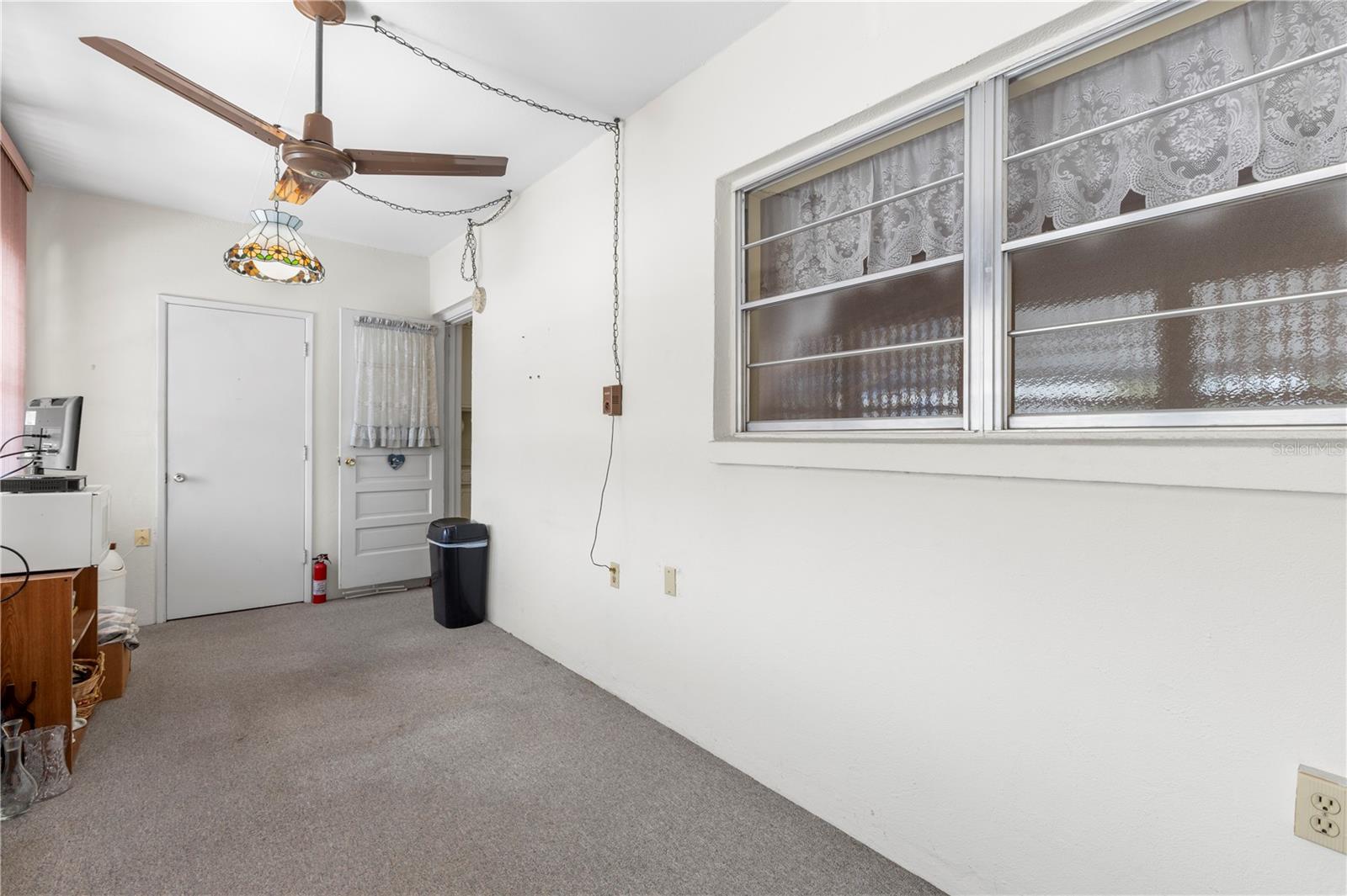 Image 13 of 41 For 6000 20th Street N 123
