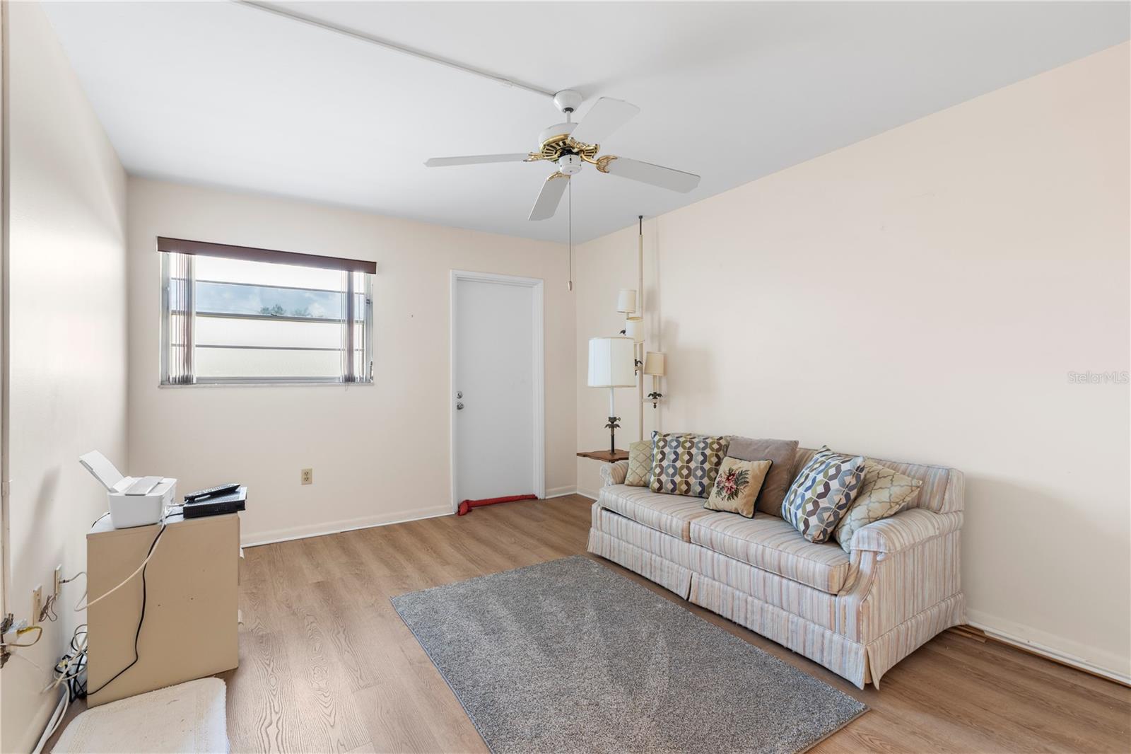 Image 19 of 41 For 6000 20th Street N 123