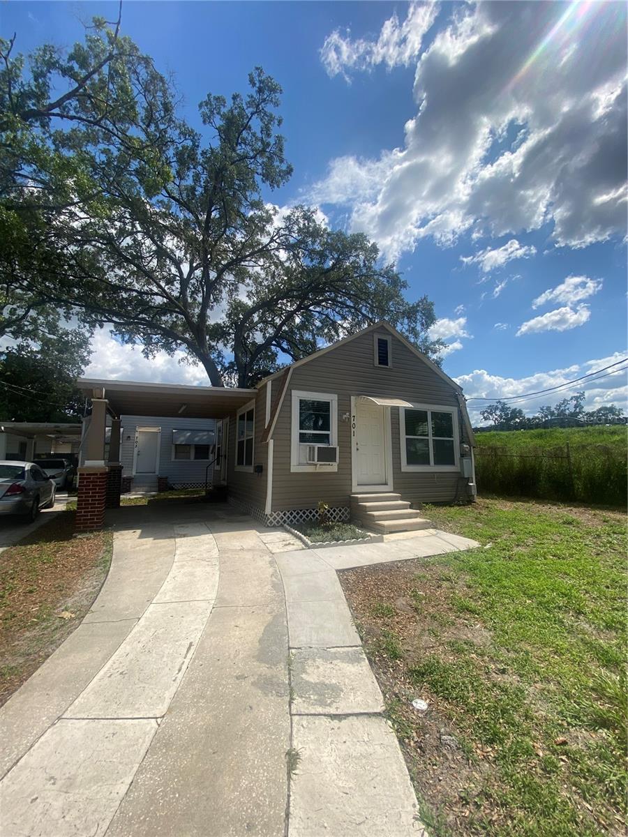 Image 3 of 9 For 701 Hanlon Street