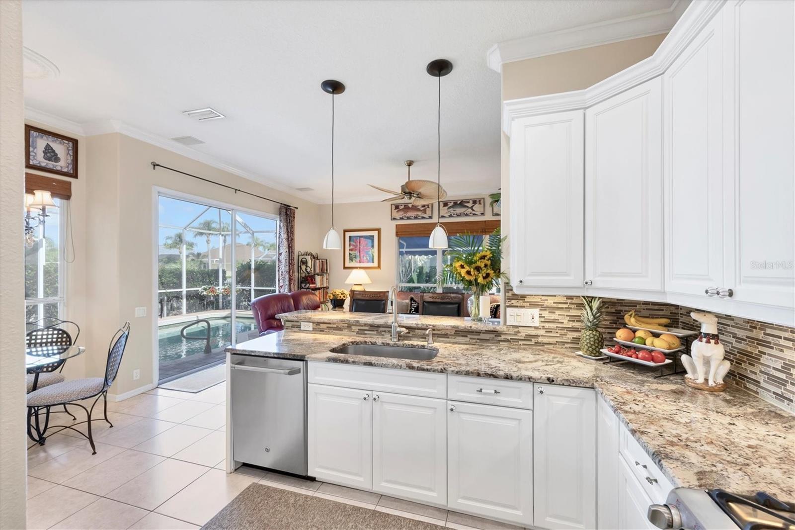 Image 32 of 71 For 4743 Spinnaker Drive