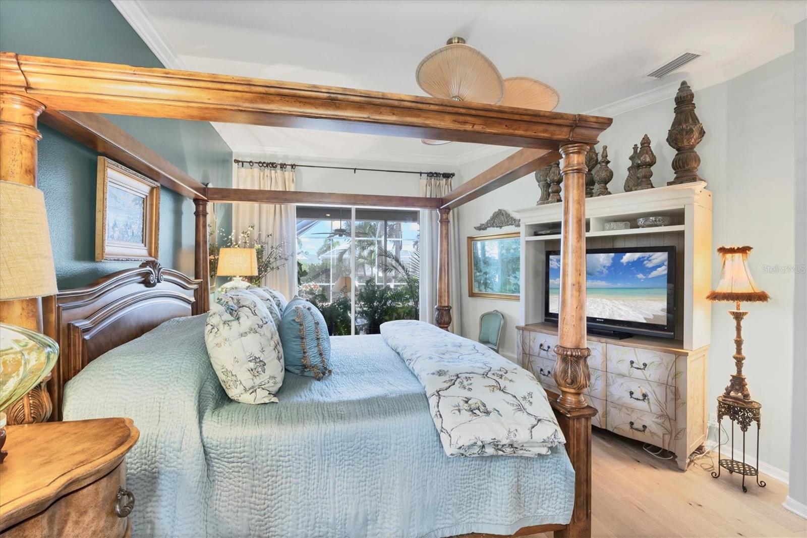 Image 41 of 71 For 4743 Spinnaker Drive