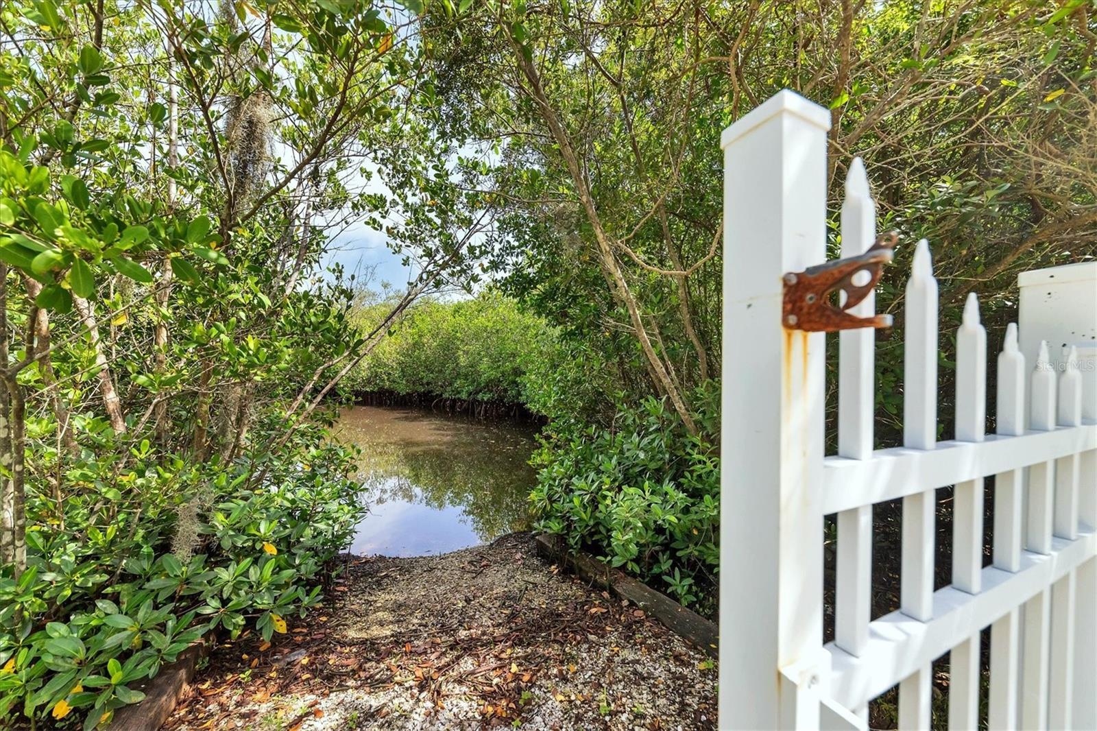 Image 62 of 71 For 4743 Spinnaker Drive