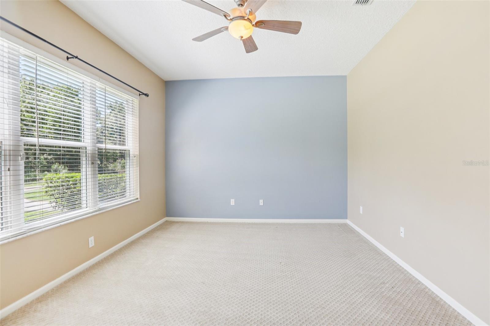Image 21 of 48 For 25950 Risen Star Drive