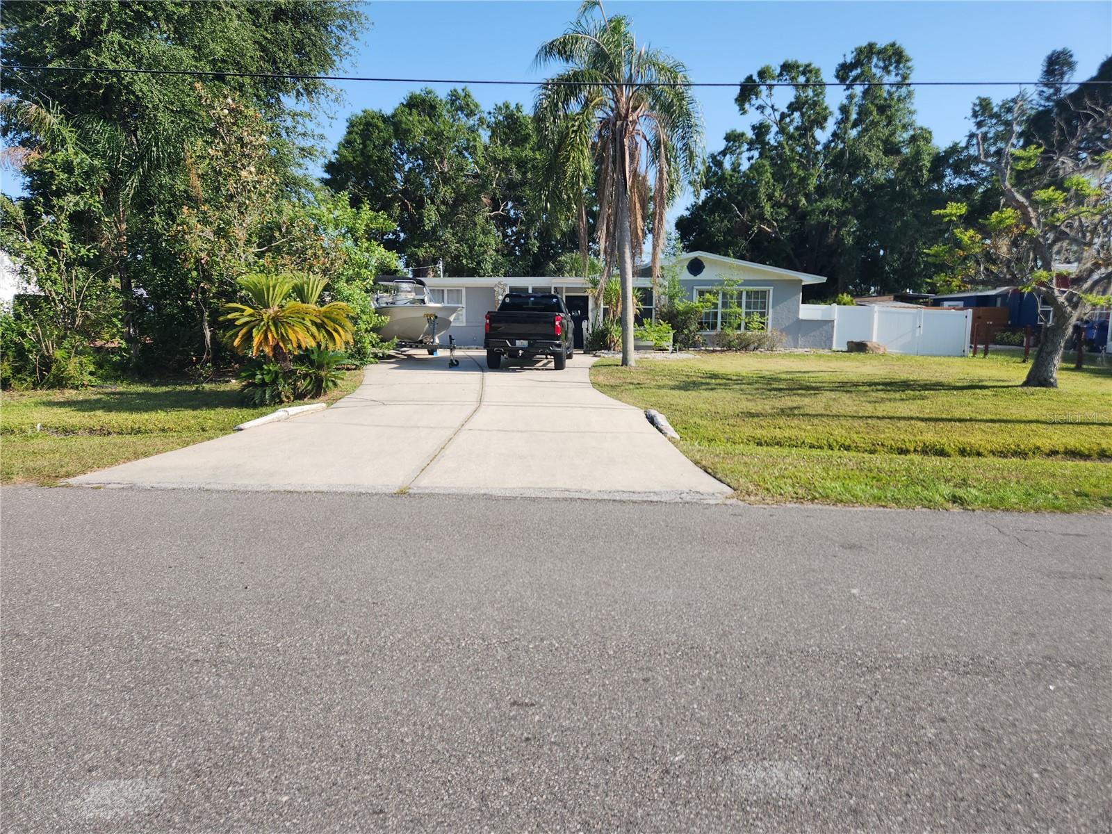 Image 3 of 28 For 310 4th Ave. Southwest