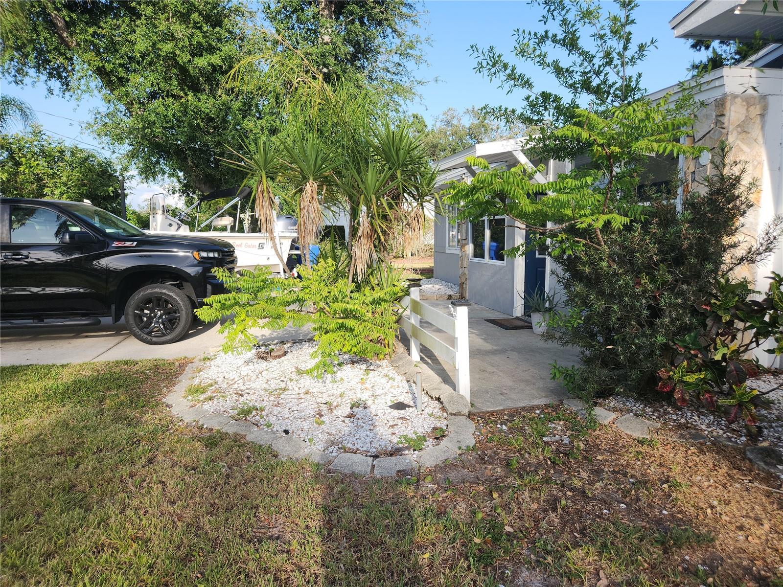 Image 4 of 28 For 310 4th Ave. Southwest