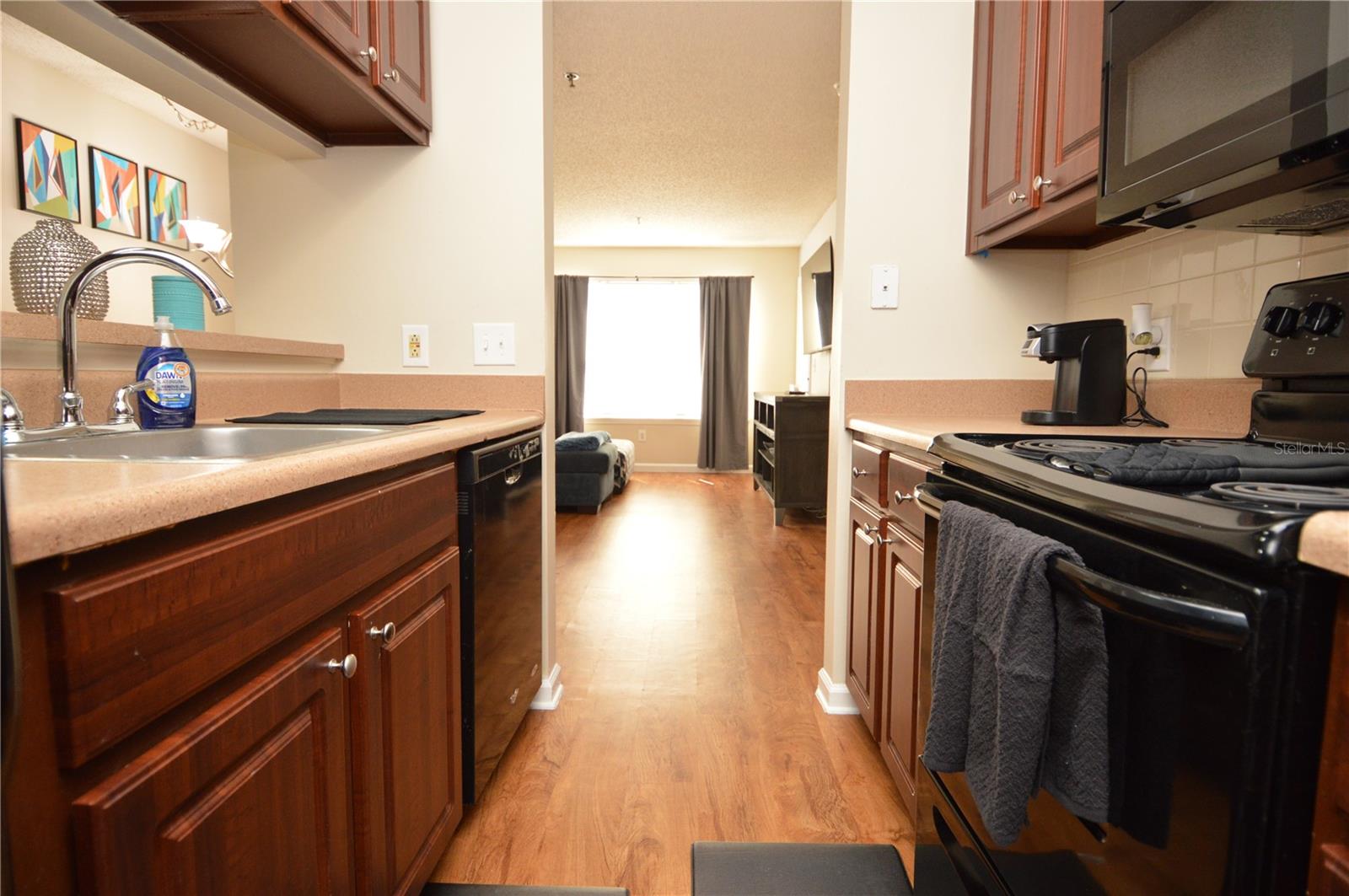 Image 10 of 80 For 11901 4th Street N 10105(furn