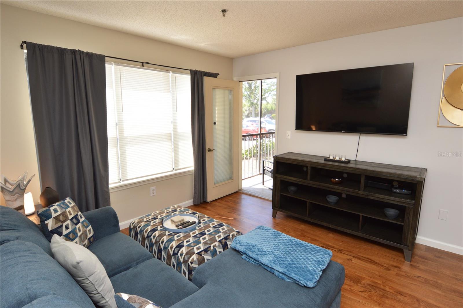 Image 20 of 80 For 11901 4th Street N 10105(furn