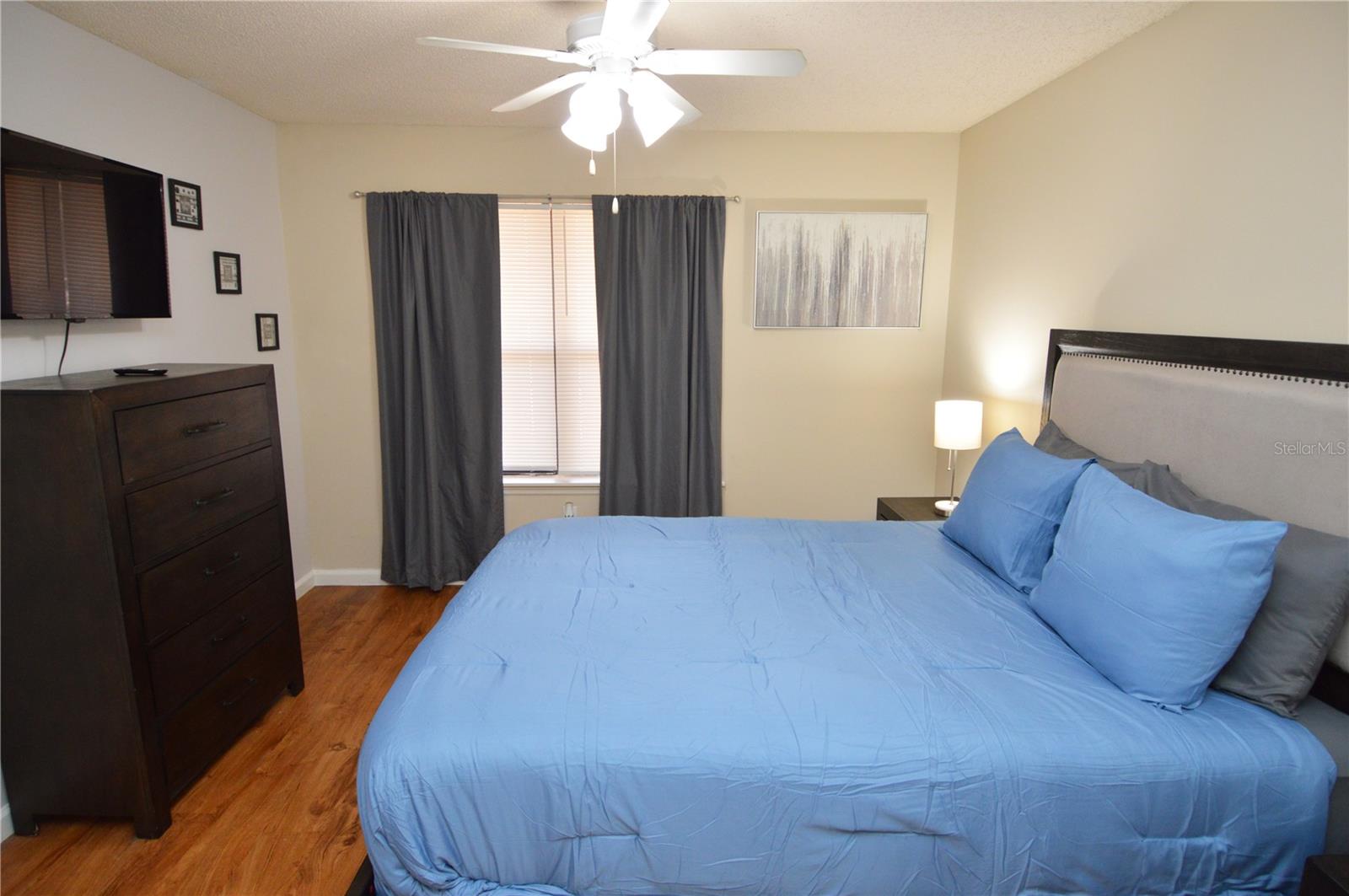 Image 29 of 80 For 11901 4th Street N 10105(furn