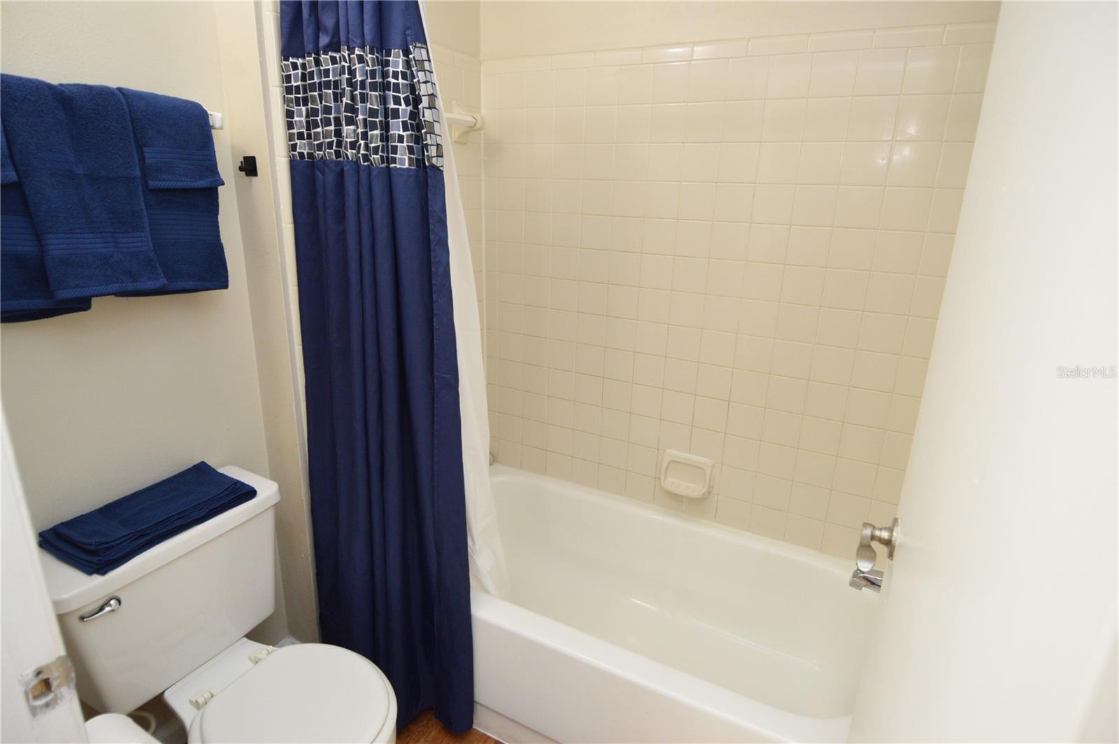 Image 40 of 80 For 11901 4th Street N 10105(furn