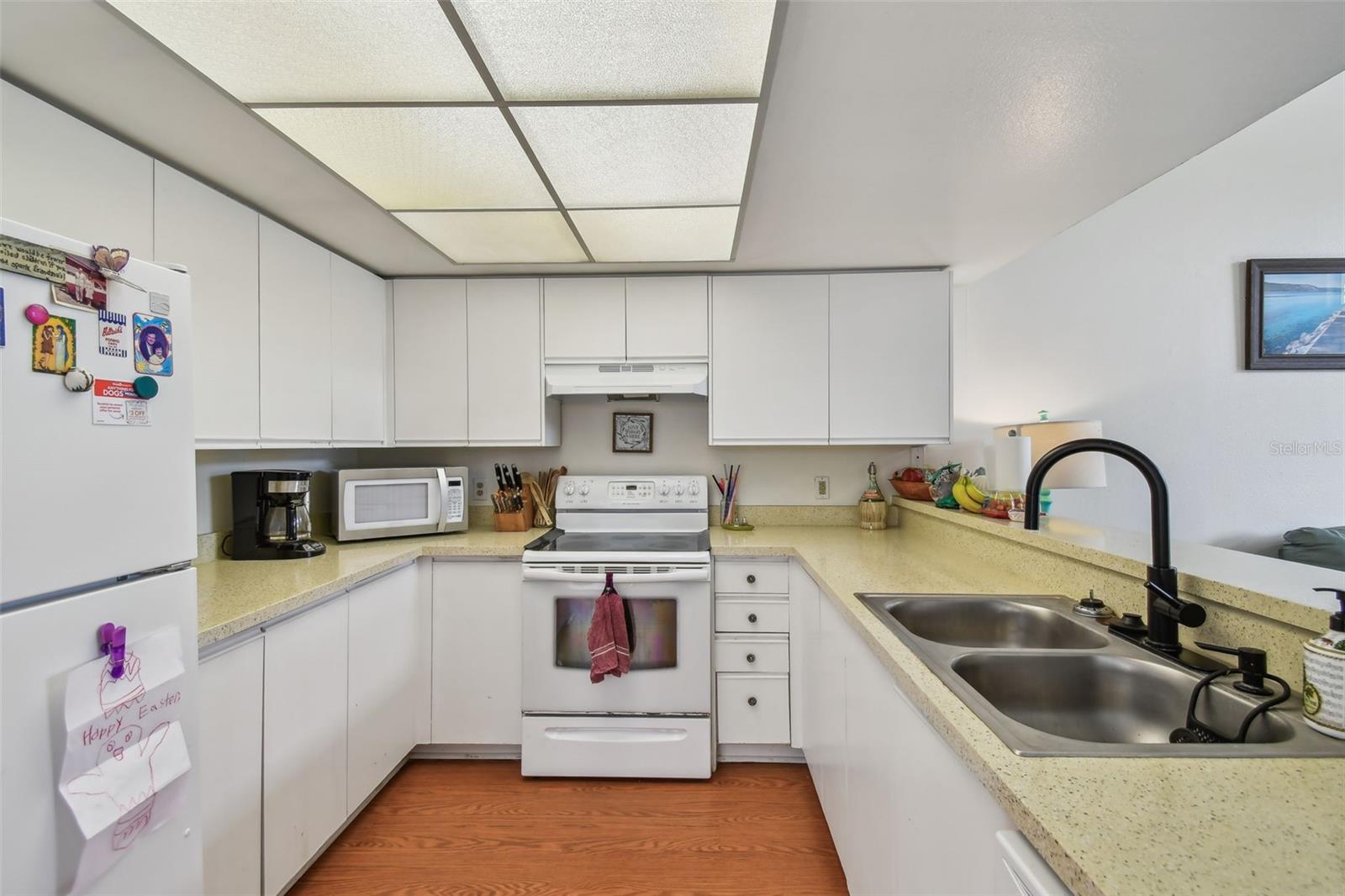 Image 22 of 80 For 6262 142nd Avenue N 1302