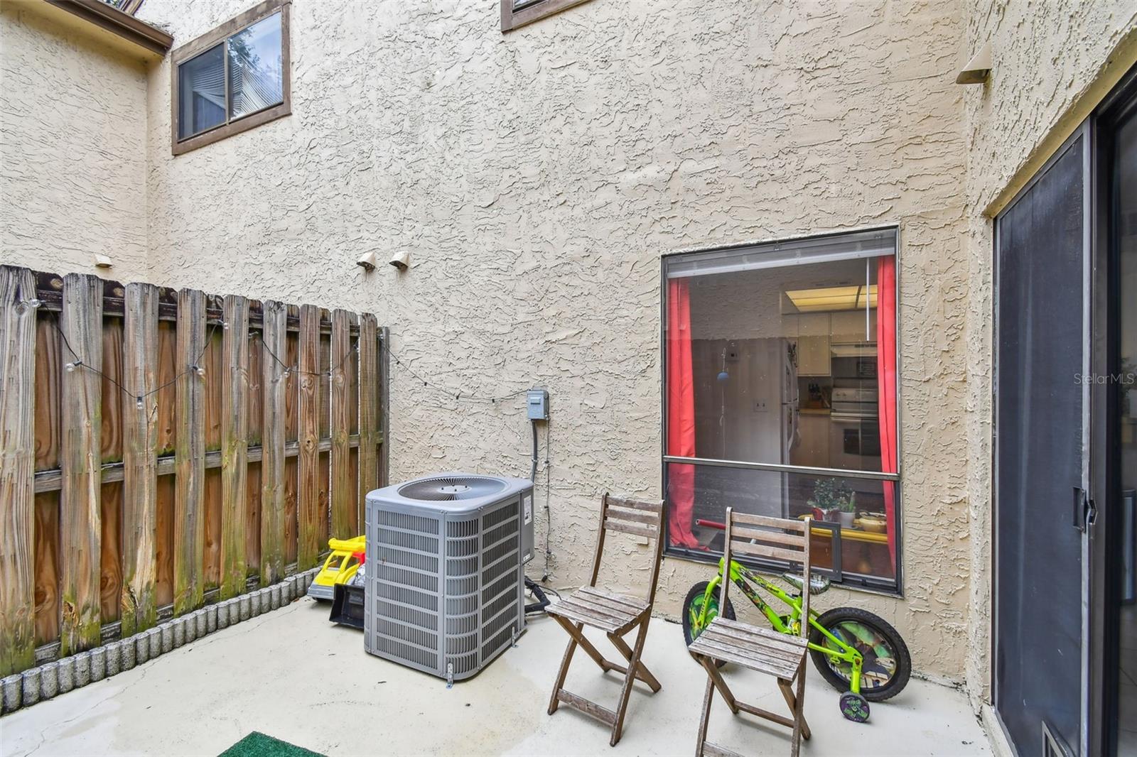 Image 31 of 80 For 6262 142nd Avenue N 1302