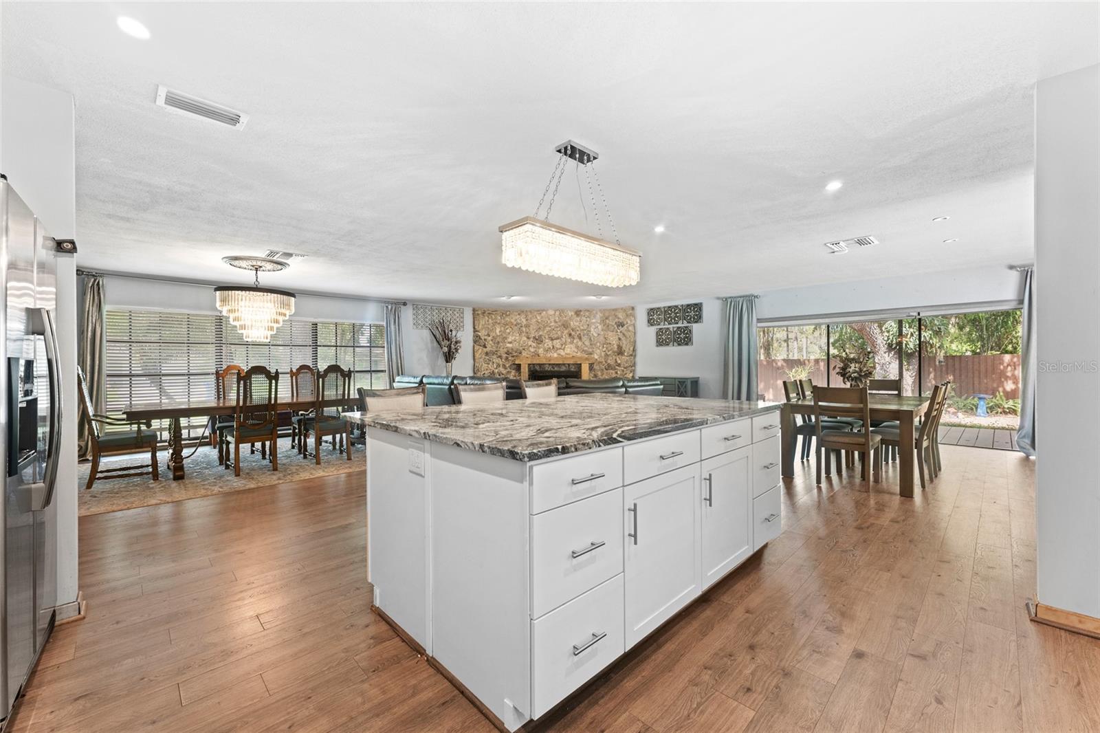 Image 15 of 40 For 3011 Lake Ellen Drive