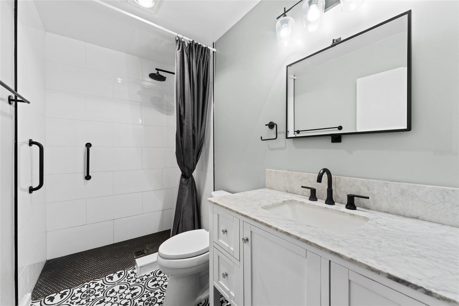 Image 21 of 40 For 3011 Lake Ellen Drive
