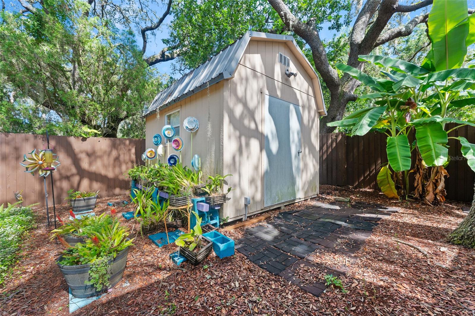 Image 33 of 40 For 3011 Lake Ellen Drive