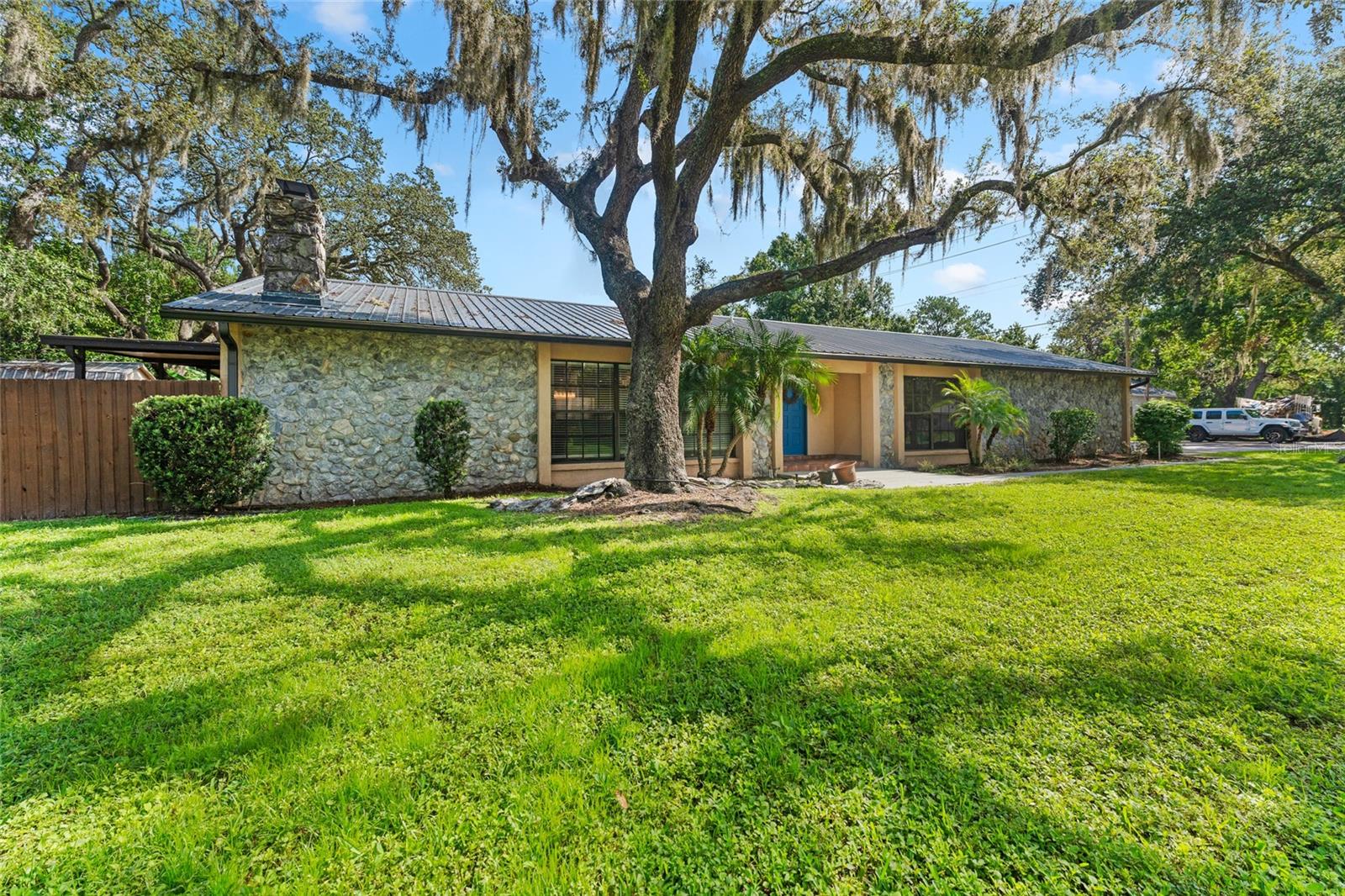 Image 6 of 40 For 3011 Lake Ellen Drive