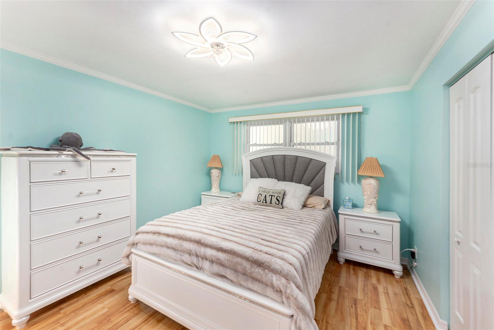 Image 23 of 50 For 2960 59th Street S 215