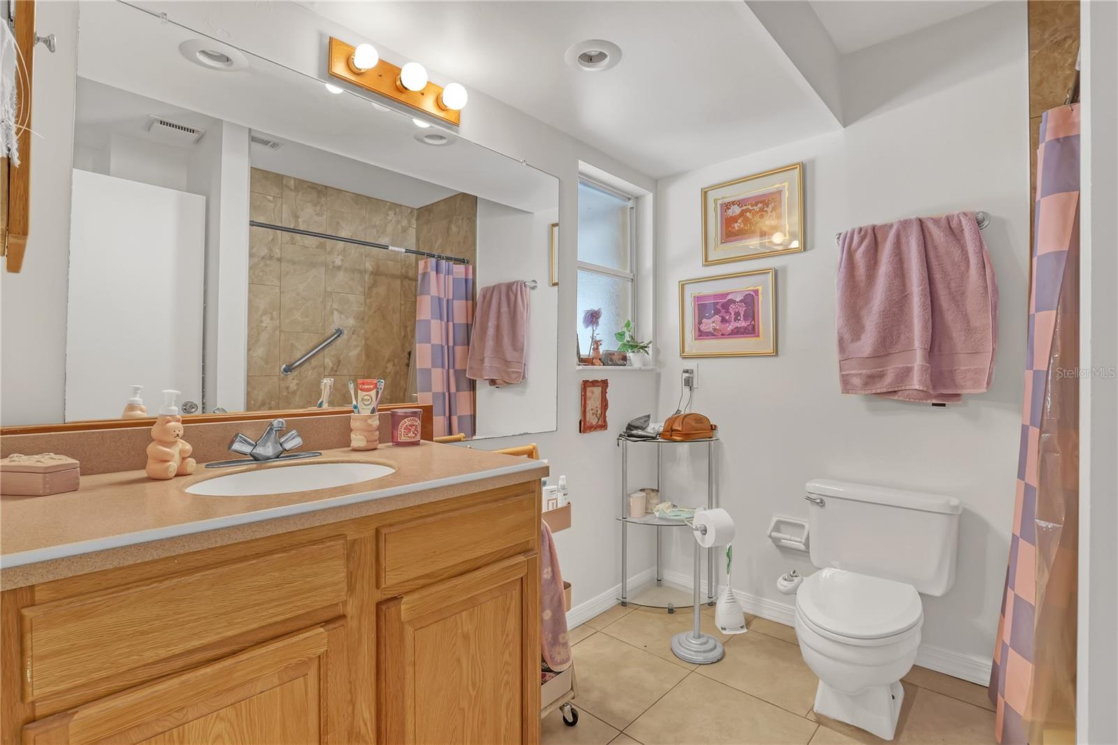 Image 24 of 48 For 1340 Mariposa Drive Ne