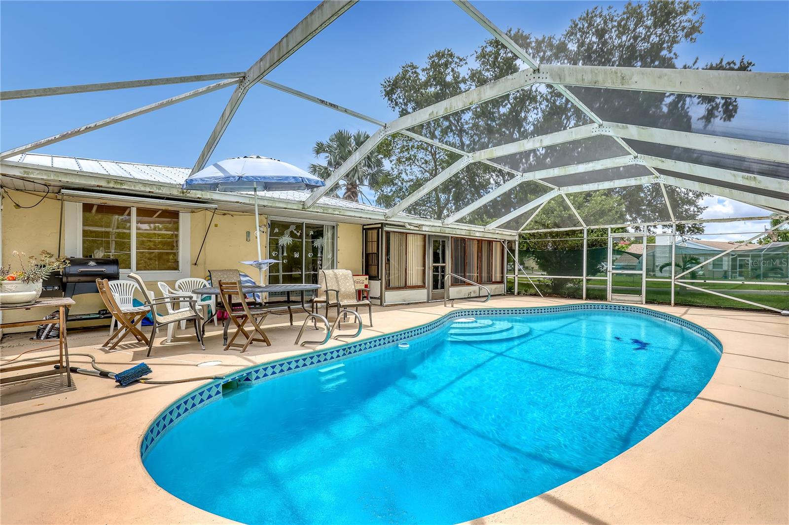 Image 35 of 48 For 1340 Mariposa Drive Ne