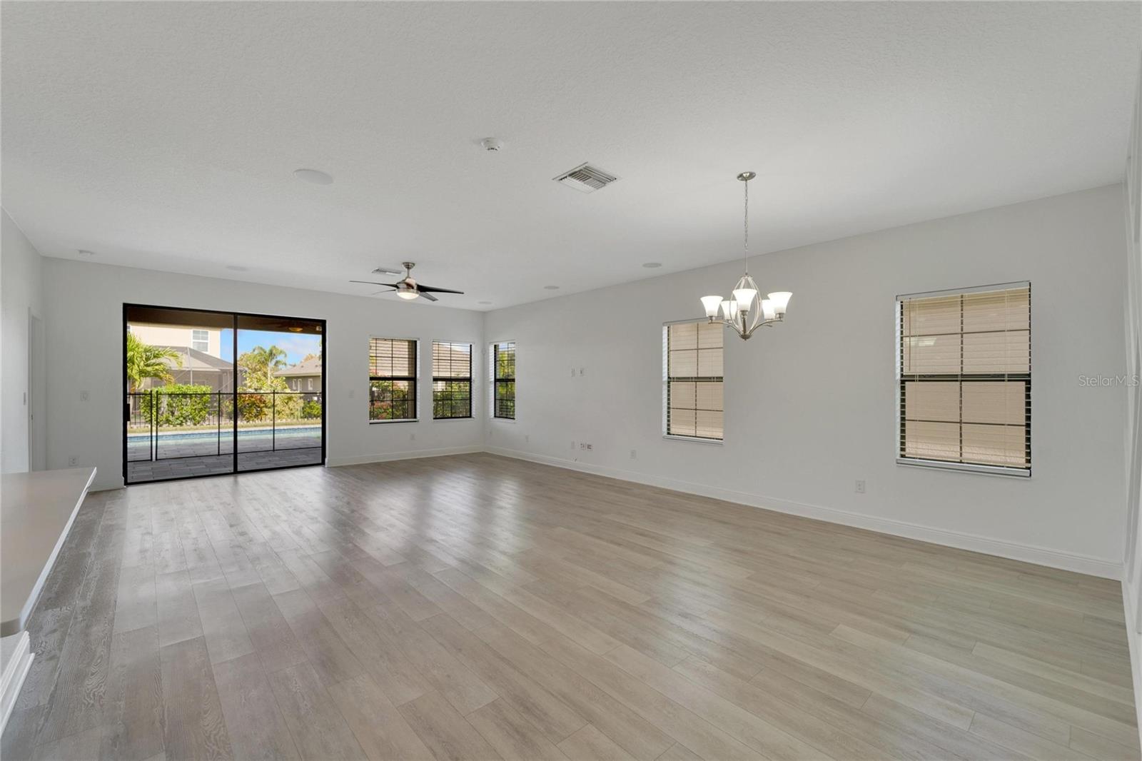Image 4 of 88 For 7408 Sungold Meadow Court