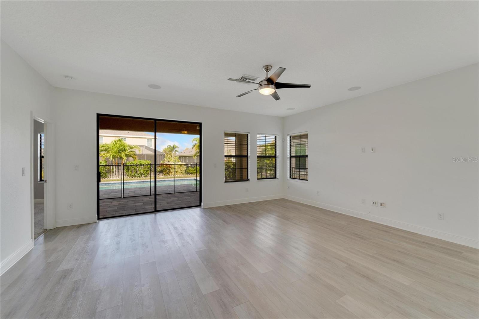 Image 41 of 88 For 7408 Sungold Meadow Court