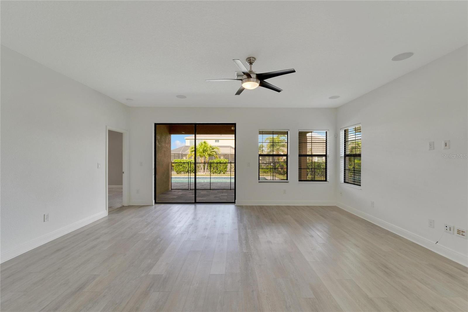 Image 42 of 88 For 7408 Sungold Meadow Court