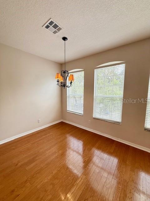 Image 15 of 23 For 2947 Pointeview Drive