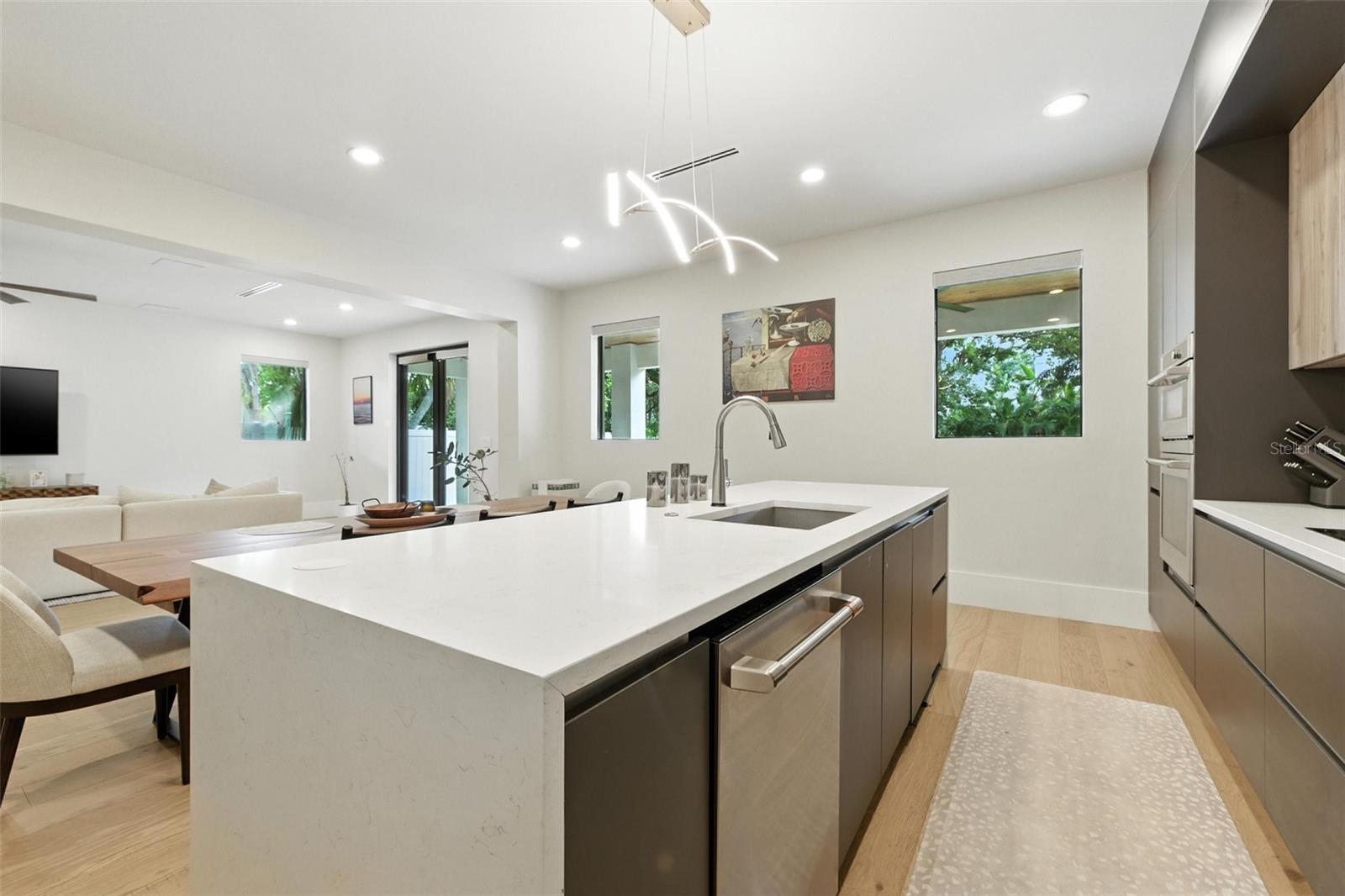 Image 10 of 34 For 5816 3rd Street