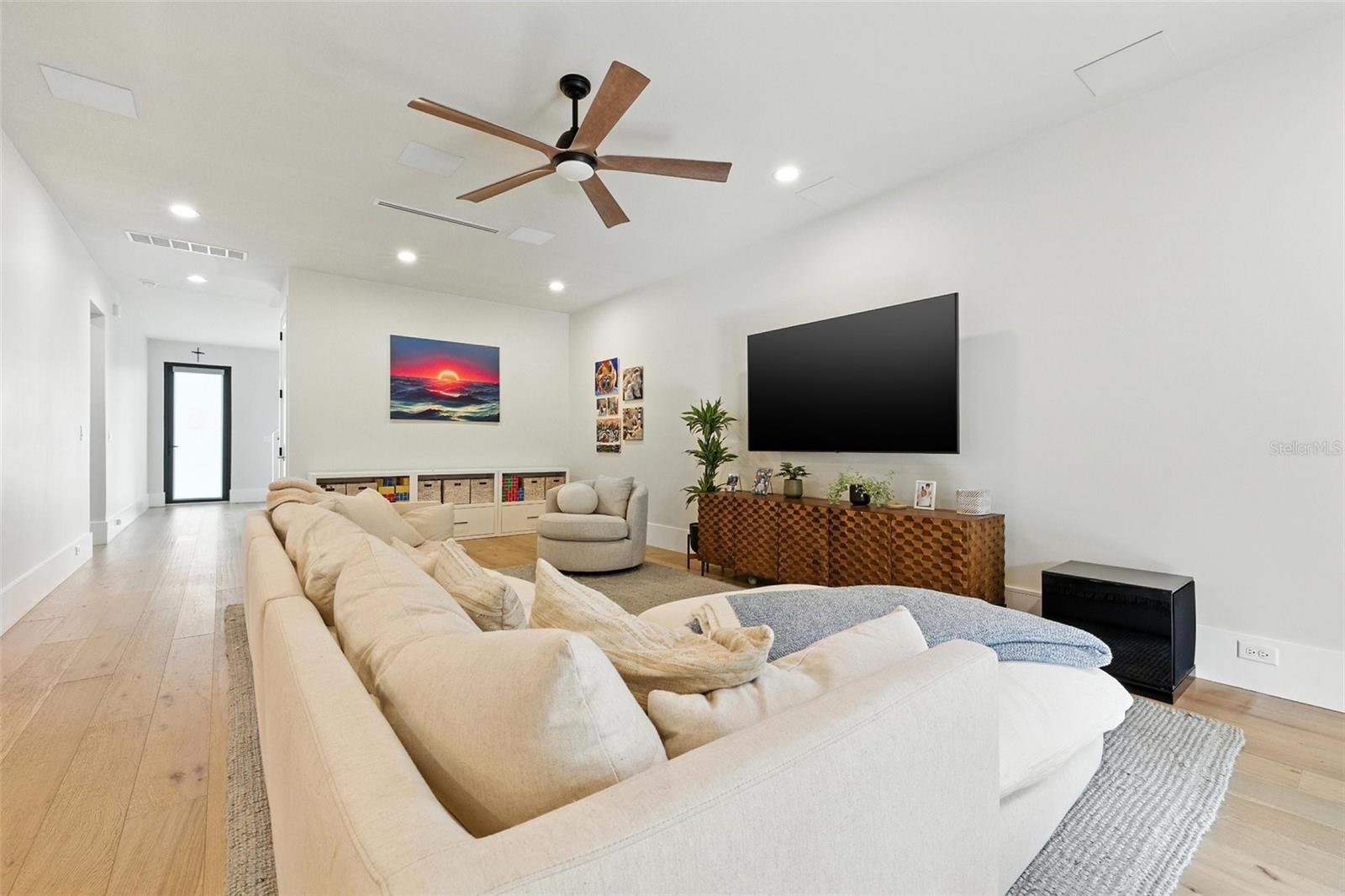 Image 15 of 34 For 5816 3rd Street