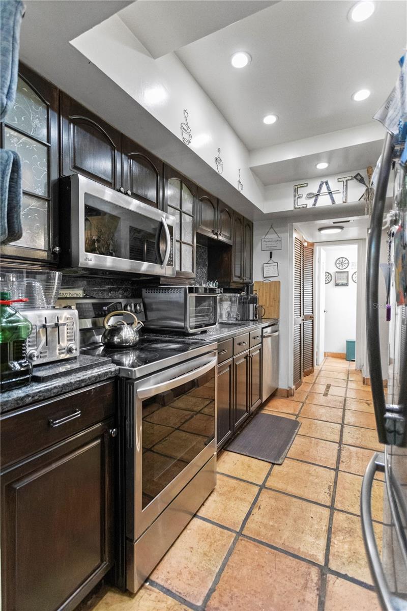 Image 4 of 32 For 19440 26th Avenue 53b