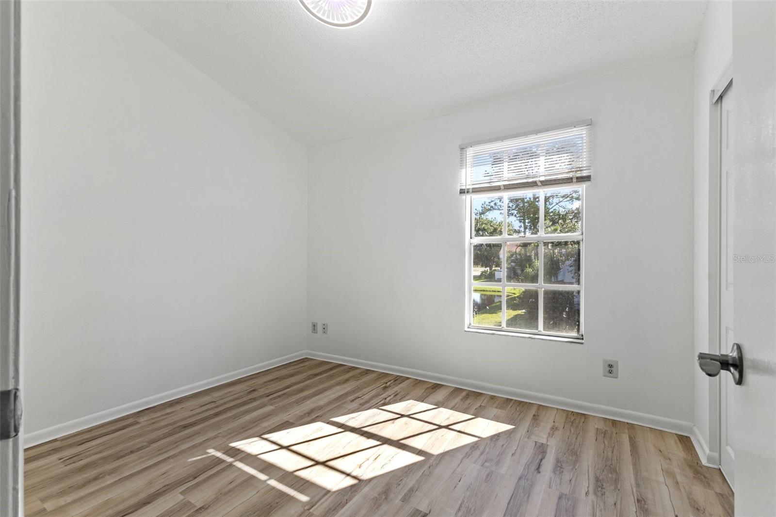 Image 14 of 26 For 6650 121st Avenue 4