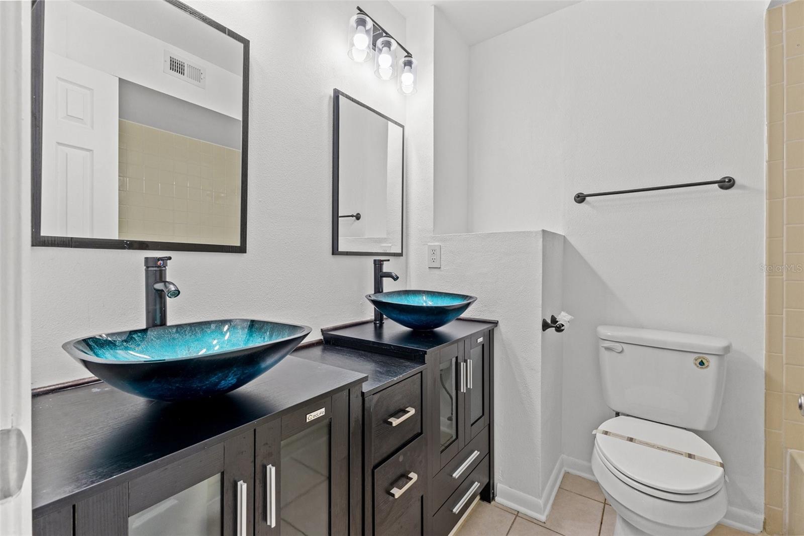 Image 17 of 26 For 6650 121st Avenue 4