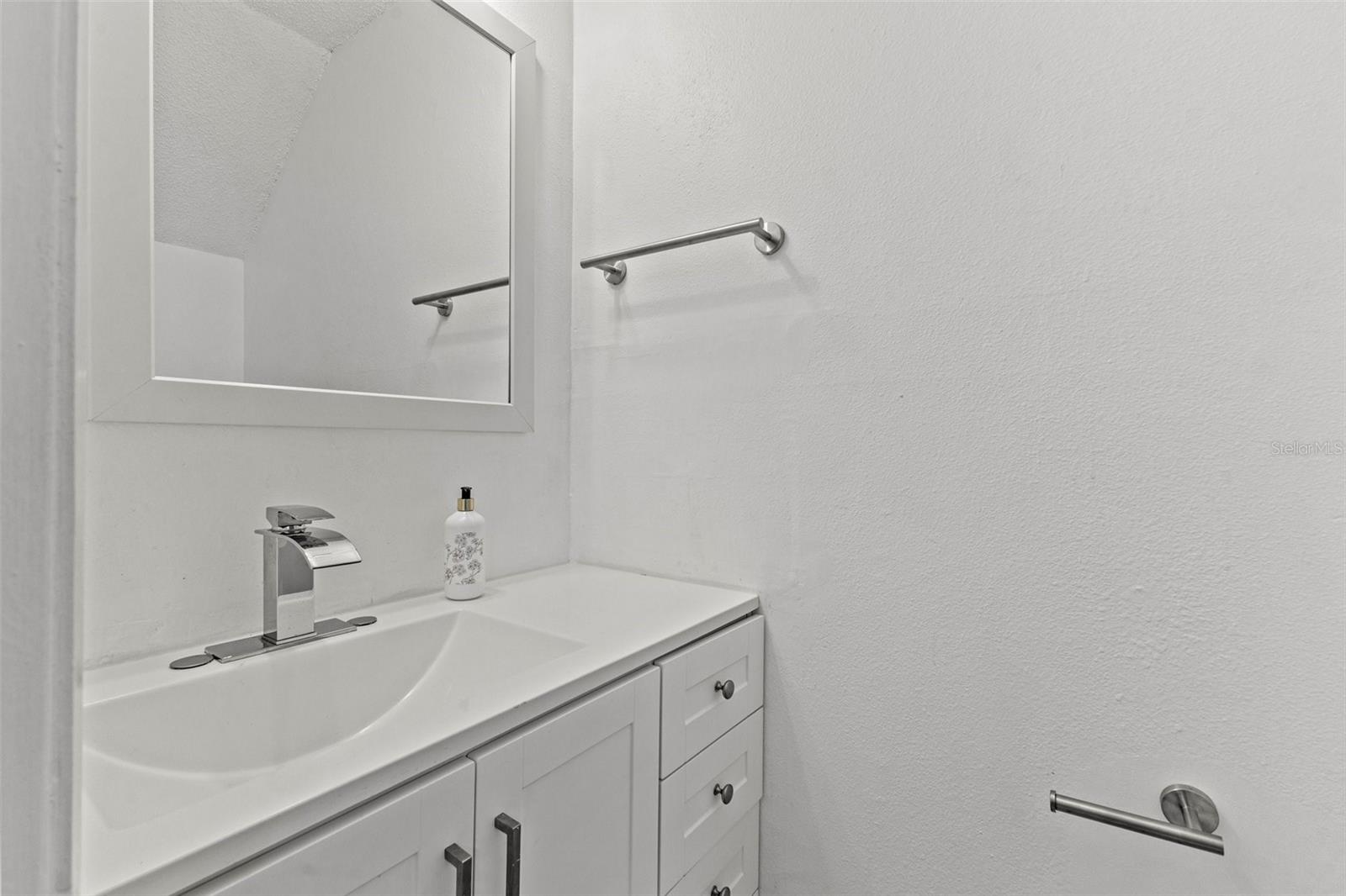 Image 19 of 26 For 6650 121st Avenue 4